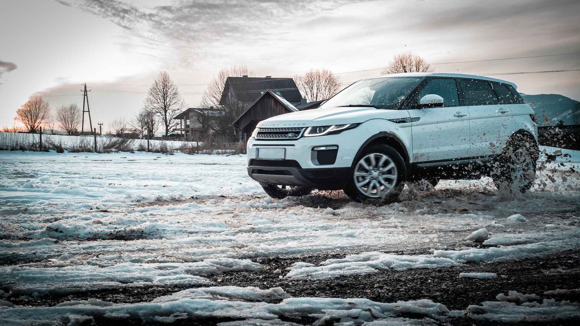 Why You Shouldn’t Use Winter Tires in Hot Summer Weather: Avoiding the Risks