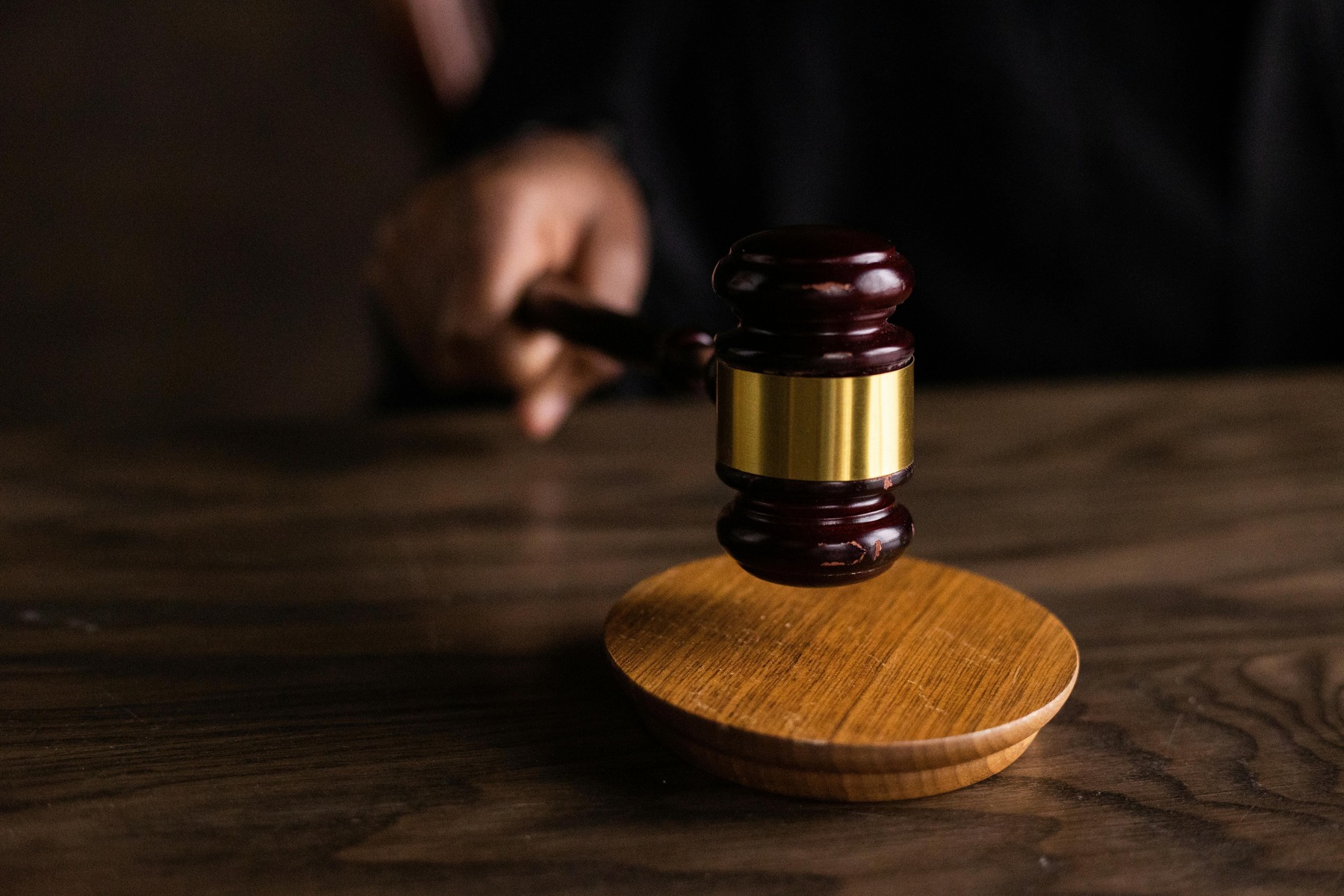 How Criminal Defense Attorneys Use Expert Witnesses to Strengthen Cases