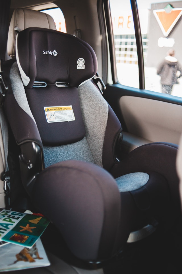 How to Choose the Right Car Seat for Your Child?